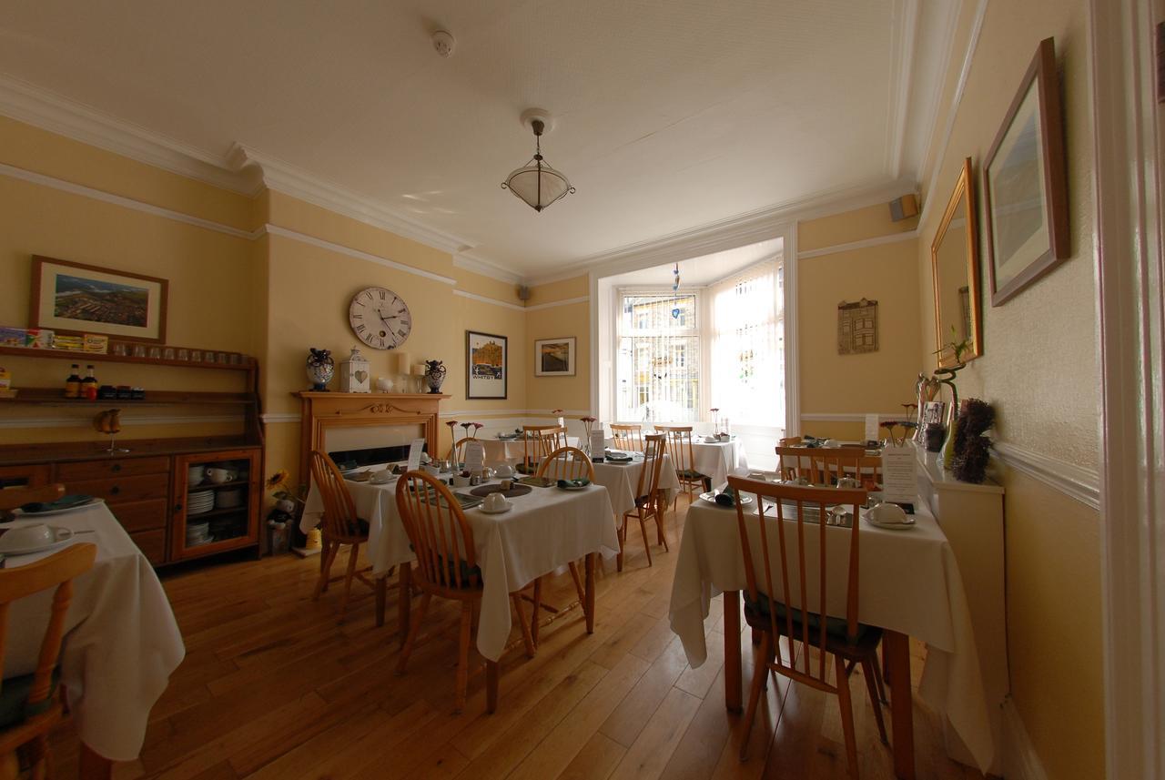 Chiltern Guest House 휫비 외부 사진